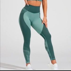 Buffbunny Collection Large Green Quartz